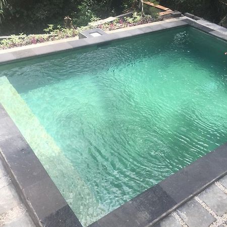 Auberge de jeunesse Anggrek Mas Bed & Breakfast à Ubud Extérieur photo